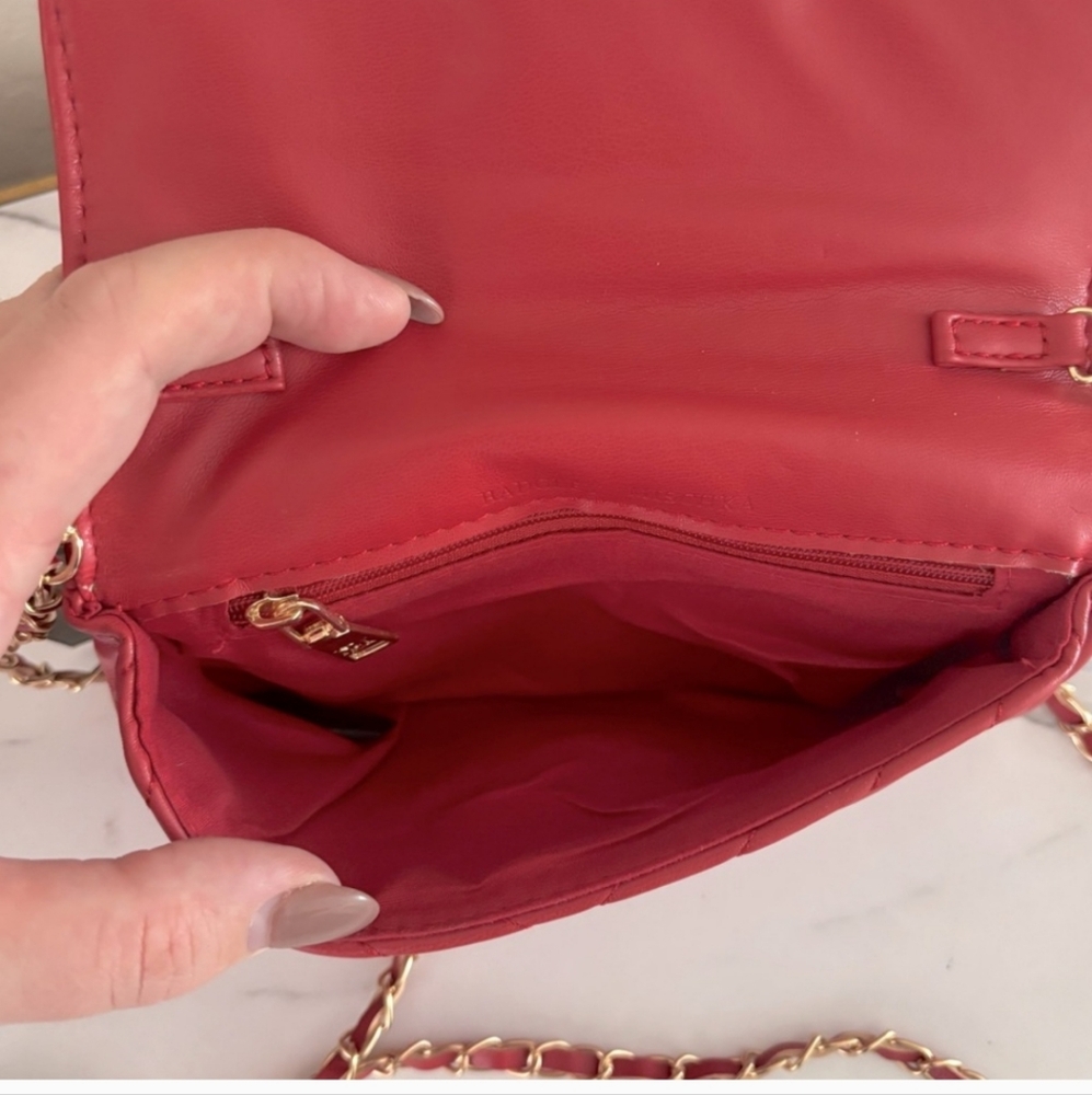Badgley Mischka NWT Simple Phone Crossbody with Turn Lock - Red Quilted Bag - Picture 5 of 8